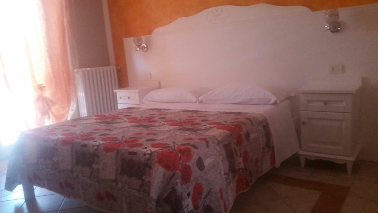 Il Rifugio Di Dante Bed and Breakfast Sinalunga Eksteriør billede